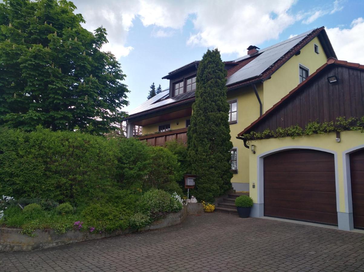Ferienwohnung Adelhardt Eckersdorf Exteriér fotografie