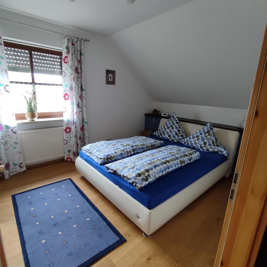 Ferienwohnung Adelhardt Eckersdorf Exteriér fotografie